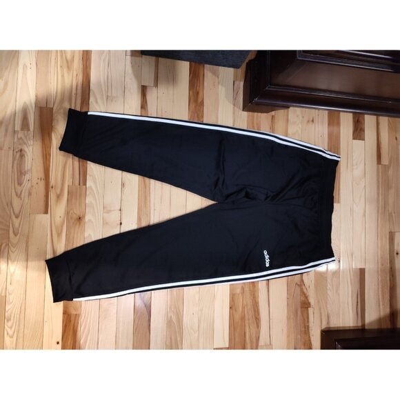 Adidas - Picture 1 of 2
